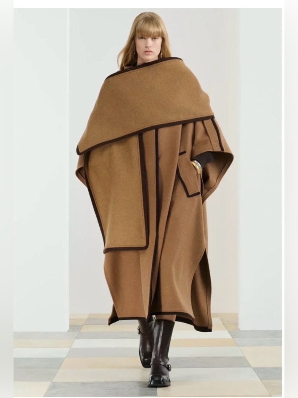 Zara MSCLN PCT wool blend
Cape coat
